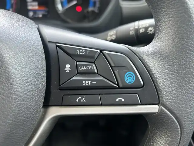 日産 ルークス HWS X プロパイロットED 静岡県 2022(令4)年 3.3万km ブラック レンタアップ　/純正ナビ　/・フルセグＴＶ　/・Ｂｌｕｅｔｏｏｔｈ接続　/・ＵＳＢ入力端子　/プロパイロット　/アラウンドビューモニター　/エマブレ　/両側パワスラ　/電動Ｐ・オートブレーキホールド　/前後コーナーセンサー/ＬＥＤオートライト/オートハイビーム/プッシュスタート/スマートキー/純正フロアマット/純正アルミホイール/ETC