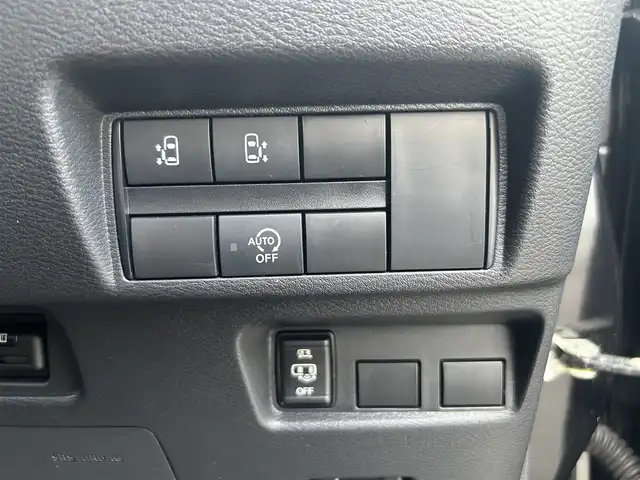 日産 ルークス HWS X プロパイロットED 静岡県 2022(令4)年 3.3万km ブラック レンタアップ　/純正ナビ　/・フルセグＴＶ　/・Ｂｌｕｅｔｏｏｔｈ接続　/・ＵＳＢ入力端子　/プロパイロット　/アラウンドビューモニター　/エマブレ　/両側パワスラ　/電動Ｐ・オートブレーキホールド　/前後コーナーセンサー/ＬＥＤオートライト/オートハイビーム/プッシュスタート/スマートキー/純正フロアマット/純正アルミホイール/ETC