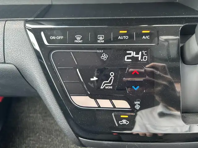 日産 ルークス HWS X プロパイロットED 静岡県 2022(令4)年 3.3万km ブラック レンタアップ　/純正ナビ　/・フルセグＴＶ　/・Ｂｌｕｅｔｏｏｔｈ接続　/・ＵＳＢ入力端子　/プロパイロット　/アラウンドビューモニター　/エマブレ　/両側パワスラ　/電動Ｐ・オートブレーキホールド　/前後コーナーセンサー/ＬＥＤオートライト/オートハイビーム/プッシュスタート/スマートキー/純正フロアマット/純正アルミホイール/ETC