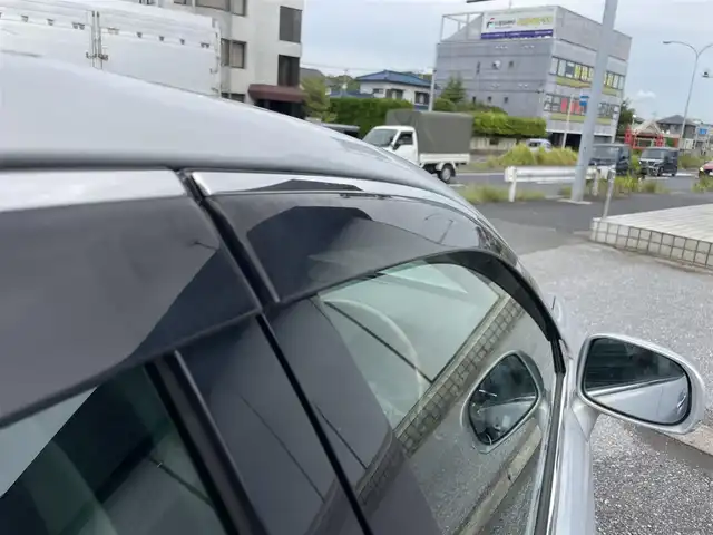 トヨタ クラウン マジェスタ Gタイプ 千葉県 2012(平24)年 10.8万km プレミアムシルバーパール プリクラッシュセーフティシステム/統合型走行安定システム(VDIM)/・ABS/・ブレーキアシスト/・横滑り抑制装置(TRC)/純正８インチHDDナビ/・ラジオ/CD・DVD/AUX/BT/バックカメラ/フルセグTV/純正ドライブレコーダー/レーダークルーズコントロール/プレミアム本革シート/パワーシート(全席)/シートヒーター(全席)/エアシート(D/N席のみ)/純正フロアマット/イージークローザー/コーナーセンサー/ディスチャージッヘドランプ/取扱説明書/保証書/スペアキー