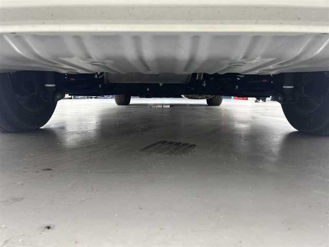 日産 セレナ e－パワー XV 滋賀県 2021(令3)年 1万km ブリリアントホワイトパール 純正１０インチナビ/(CD/DVD/Bluetooth/フルセグTV/iPod/SD)/アラウンドビューモニター/両側パワースライドドア/クリアランスソナー/クルーズコントロール/前後ドライブレコーダー/ETC2.0/純正１５インチアルミホイール/LEDヘッドライト/スマートキー/スペアキー