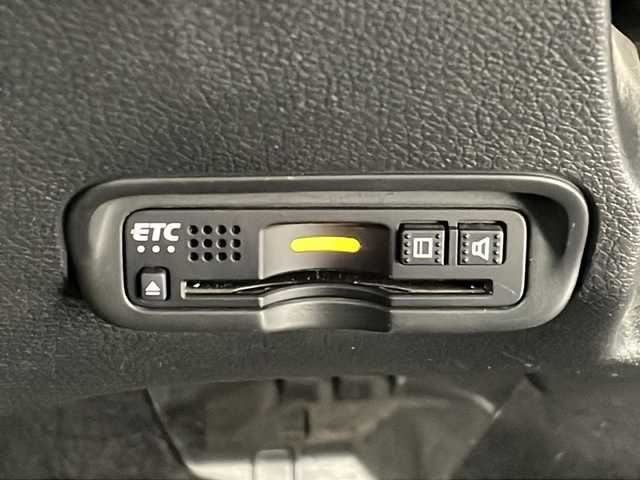 ホンダ ヴェゼル ハイブリッド X ホンダセンシング 沖縄県 2018(平30)年 4.3万km オーロラアメジストメタリック 純正ナビ【ＶＸＭ－１８４ＶＦｉ】/　フルセグＴＶ　Ｂｌｕｅｔｏｏｔｈ　ＣＤ　ＤＶＤ　ＡＭ　ＦＭ/ＵＳＢ入力端子　/バックカメラ　/ＥＴＣ　/ドライブレコーダー　/クルーズコントロール/スマートキー　/ステアリングスイッチ/アイドリングストップ　/ＬＥＤヘッドライト/オートライト/純正アルミホイール　/純正フロアマット