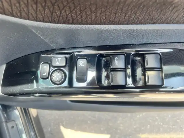 日産 ルークス ハイウェイスター 島根県 2012(平24)年 10.5万km ブルーイッシュブラック 純正ＣＤプレイヤー　/片側パワースライドドア　/スマートキー　/プッシュスタート　/盗難防止装置　/純正１４インチアルミホイール　/純正ＨＩＤヘッドライト　/純正フロアマット/ISOFIX
