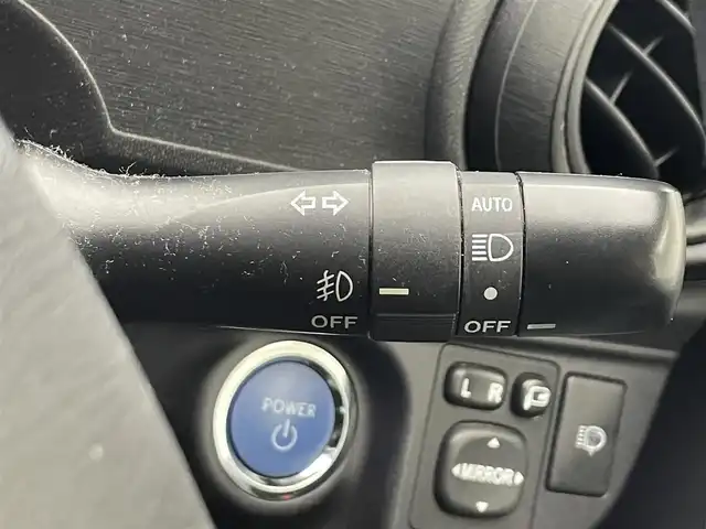 トヨタ アクア S 滋賀県 2012(平24)年 8.4万km スーパーレッドⅤ 社外オーディオ/【Bluetooth/CD/USB/AUX】/LEDヘッドライト/オートライト/ETC/プッシュスタート/スマートキー/ステアリングリモコン/純正フロアマット