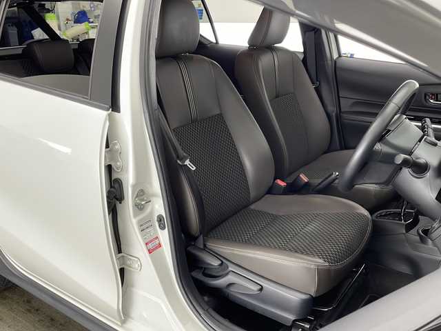 トヨタ アクア クロスオーバー グラム 宮崎県 2019(令1)年 6.3万km ホワイトパールクリスタルシャイン Toyota Safety Sense/〇プリクラシュセーフティ/〇レーンディパーチャーアラート/〇パーキングサポートブレーキ/〇クリアランスソナー/〇オートマチックハイビーム/〇先行車発進/純正9インチSDナビ/フルセグTV/CD/DVD/Bluetooth/バックカメラ/ビルトインETC/前後ドライブレコーダー