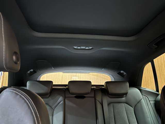 アウディ Ｑ８ 55TFSIクワトロ デビューPKG Sライン 千葉県 2019(令1)年 1.8万km デイトナグレーパールエフェクト コンフォートアシスタンスパッケージ　/パノラマSR　/ACC　/Bang ＆ Olufsenサウンド　/半革　/ナビ　/TV　/360°　/Bluetooth接続　/マトリクスLEDヘッドライト　/電動リアゲート　/電動シート　/シートヒーター　/衝突軽減B