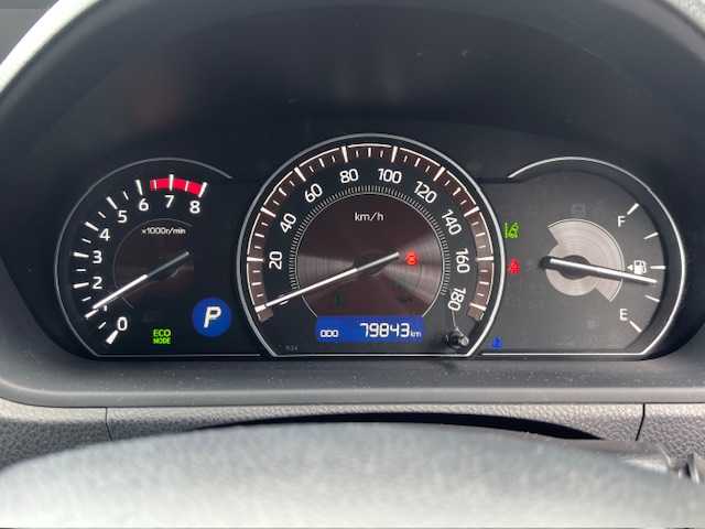 トヨタ エスクァイア Gi 長野県 2018(平30)年 8万km スパークリングブラックパールクリスタルシャイン 4WD/カロッツェリアSDメモリナビ/FM・AM・DVD・CD・フルセグTV/Bluetooth Audio/バックカメラ/カロッツェリアフリップダウンモニター/純正15インチアルミホイール/衝突被害軽減ブレーキ/両側パワースライドドア/前方ドライブレコーダー/クルーズコントロール/黒レザーシート/シートヒーター/LEDヘッドライト/オートハイビーム/オートライト/プッシュスタート/スマートキー/スペアキー/ETC/取扱説明書/保証書