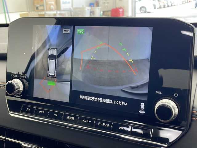三菱 アウトランダー ＰＨＥＶ P 千葉県 2022(令4)年 4.6万km ホワイトダイヤモンド 純正12.3インチナビ/フルセグテレビ/バックカメラ/全方位カメラ/Bluetooth/USB接続/AppleCarPlay/AndroidAuto/マイパイロット/車線逸脱支援/後側方車両検知/ふらつき警報/電動パーキングブレーキ/ブレーキホールド/置くだけ充電/前席シートベンチレーション/フロントフォグランプ/LEDヘッドライト/オートマチックハイビーム/電動格納ウィンカーミラー/BOSE
