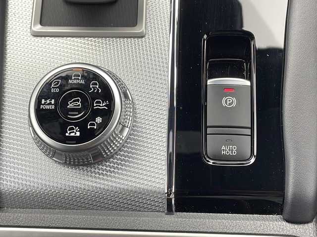 三菱 アウトランダー ＰＨＥＶ P 千葉県 2022(令4)年 4.6万km ホワイトダイヤモンド 純正12.3インチナビ/フルセグテレビ/バックカメラ/全方位カメラ/Bluetooth/USB接続/AppleCarPlay/AndroidAuto/マイパイロット/車線逸脱支援/後側方車両検知/ふらつき警報/電動パーキングブレーキ/ブレーキホールド/置くだけ充電/前席シートベンチレーション/フロントフォグランプ/LEDヘッドライト/オートマチックハイビーム/電動格納ウィンカーミラー/BOSE
