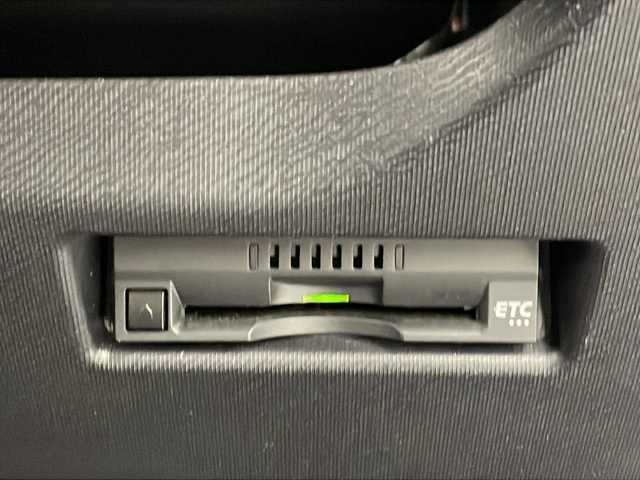 トヨタ アクア S 沖縄県 2016(平28)年 5.8万km クールソーダメタリック 純正ナビ　NSZT-W66T/フルセグＴＶ　/ドライブレコーダー/ＡＭ／ＦＭ　/ＣＤ　ＤＶＤ/Ｂｌｕｅｔｏｏｔｈ　/ＥＴＣ　/バックカメラ　/トヨタセーフティセンス　/プッシュスタート　/スマートキー　/レーンキープアシスト　/衝突軽減　/横滑り防止　/盗難防止