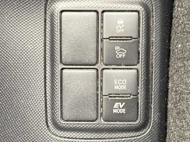 トヨタ アクア S 沖縄県 2016(平28)年 5.8万km クールソーダメタリック 純正ナビ　NSZT-W66T/フルセグＴＶ　/ドライブレコーダー/ＡＭ／ＦＭ　/ＣＤ　ＤＶＤ/Ｂｌｕｅｔｏｏｔｈ　/ＥＴＣ　/バックカメラ　/トヨタセーフティセンス　/プッシュスタート　/スマートキー　/レーンキープアシスト　/衝突軽減　/横滑り防止　/盗難防止