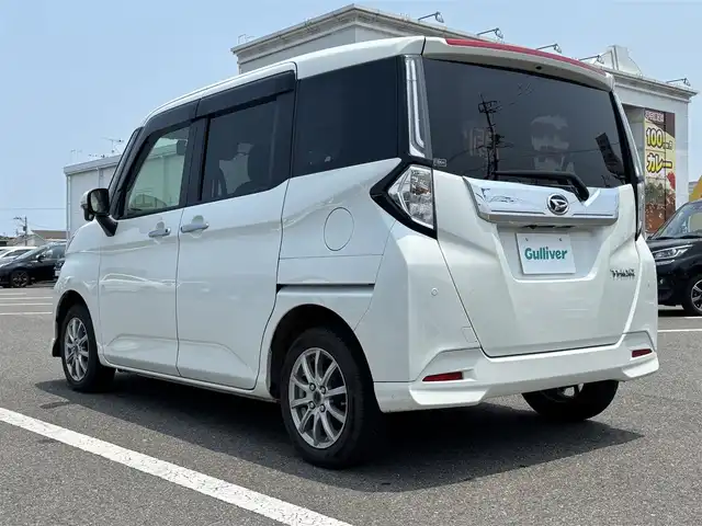 ダイハツ トール カスタムG 大分県 2022(令4)年 6万km パールホワイトⅢ ・ALPINEナビ(BT.SD.CD.DVD.USB)/・バックモニター/・フルセグテレビ/・スマートアシスト/・コーナーセンサー/・両側パワースライドドア/・シートヒーター/・ETC/・ドライブレコーダー/・ブレーキホールド/・スマートキー