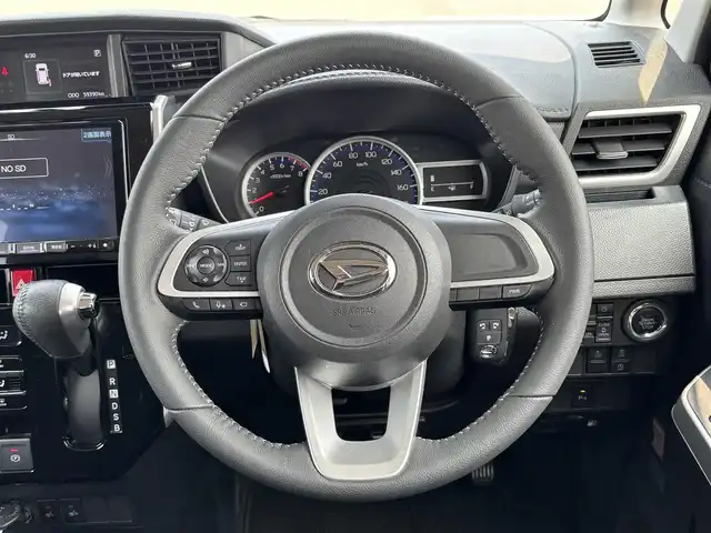 ダイハツ トール カスタムG 大分県 2022(令4)年 6万km パールホワイトⅢ ・ALPINEナビ(BT.SD.CD.DVD.USB)/・バックモニター/・フルセグテレビ/・スマートアシスト/・コーナーセンサー/・両側パワースライドドア/・シートヒーター/・ETC/・ドライブレコーダー/・ブレーキホールド/・スマートキー