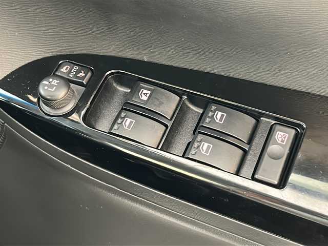 ダイハツ タント カスタム RS トップED SAⅡ 岐阜県 2016(平28)年 5.5万km パールホワイトⅢ SDナビ/バックモニター/フルセグテレビ/Bluetooth/CD・DVD再生/ETC/両側パワースライドドア/前後ドライブレコーダー/スマートキー/プッシュスタート/LEDヘッドライト/オートライト/純正フロアマット