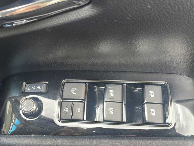 トヨタ アルファード S 兵庫県 2020(令2)年 4.1万km ブラック 純正ディスプレイオーディオ/ナビ機能/CD/DVD/フルセグTV/Bluetooth/純正フリップダウンモニター/両側パワースライドドア/セーフティセンス/インテリジェントクリアランスソナー/レーダークルーズコントロール/前後ドライブレコーダー/ブラック加飾2眼LEDヘッドランプ/ナノイー（フロント）/スペアタイヤ/ビルトインETC/純正フロアマット/ドアバイザー