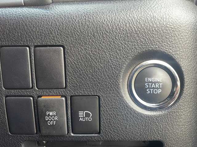 トヨタ アルファード S 兵庫県 2020(令2)年 4.1万km ブラック 純正ディスプレイオーディオ/ナビ機能/CD/DVD/フルセグTV/Bluetooth/純正フリップダウンモニター/両側パワースライドドア/セーフティセンス/インテリジェントクリアランスソナー/レーダークルーズコントロール/前後ドライブレコーダー/ブラック加飾2眼LEDヘッドランプ/ナノイー（フロント）/スペアタイヤ/ビルトインETC/純正フロアマット/ドアバイザー