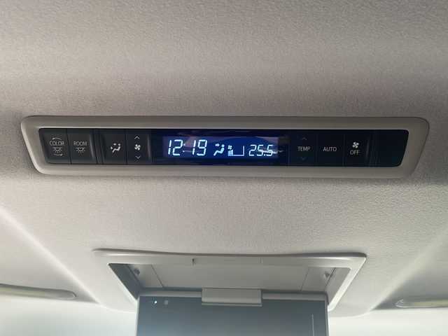 トヨタ アルファード S 兵庫県 2020(令2)年 4.1万km ブラック 純正ディスプレイオーディオ/ナビ機能/CD/DVD/フルセグTV/Bluetooth/純正フリップダウンモニター/両側パワースライドドア/セーフティセンス/インテリジェントクリアランスソナー/レーダークルーズコントロール/前後ドライブレコーダー/ブラック加飾2眼LEDヘッドランプ/ナノイー（フロント）/スペアタイヤ/ビルトインETC/純正フロアマット/ドアバイザー