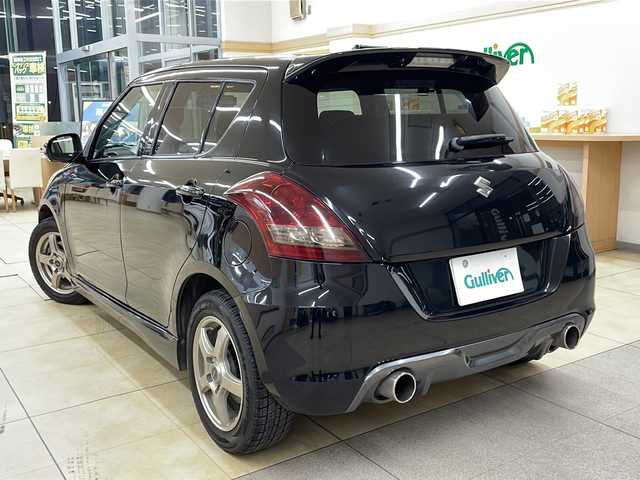 スズキ スイフト スポーツ 道央・札幌 2014(平26)年 15万km スーパーブラックパール ・社外6インチナビ(CD/DVD/AUX)/・デジタルインナーミラー一体型前後ドライブレコーダー/・社外マフラー/・クルーズコントロール/・オートライト/・フォグライト/・HIDヘッドライト/・社外15インチアルミホイール/・ビルドインETC/・ABS/・横滑り防止機能