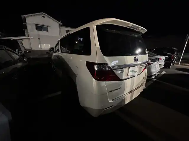 トヨタ アルファードハイブリット SR 佐賀県 2012(平24)年 6.7万km ゴールドパールクリスタルシャイン 純正8型メーカーナビゲーション/純正8型後席メーカーフリップダウンモニター/両側パワースライドドア/アラウンドビューモニター/プリクラッシュセーフティ/AFS/100V充電/レザーシートカバー/HIDヘッドライト/フォグランプ