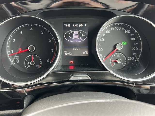 フォルクスワーゲン ゴルフ トゥーラン TSI ハイライン 埼玉県 2016(平28)年 5万km 白 ワンオーナー/2017yモデル/ターボ/メーカーナビゲーション/バックカメラ/ルーフレール /7人乗り/3列シート/両側スライドドア/純正17インチアルミホイール/レーダークルーズコントロール/アイドリングストップ/LEDヘッドライト/スペアキー/ディーラー点検記録簿/（H29/H30/R1/R2/R3/R4/R5/R6）/新車保証書/取扱説明書