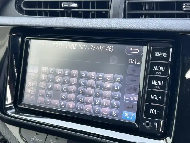 トヨタ アクア S スタイルブラック 佐賀県 2016(平28)年 8.2万km ディープアメジストマイカメタリック 純正SDナビゲーション/SD/Bluetooth/バックカメラ/スマートキー2個/ＥＴＣ/オートエアコン/純正ドアバイザー/社外フロアマット/社外ホイール/取扱説明書/トヨタセーフティセンス/・レーダークルーズコントロール/・プリクラッシュセーフティ/・レーントレーシングアシスト