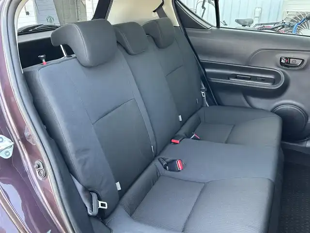 トヨタ アクア S スタイルブラック 佐賀県 2016(平28)年 8.2万km ディープアメジストマイカメタリック 純正SDナビゲーション/SD/Bluetooth/バックカメラ/スマートキー2個/ＥＴＣ/オートエアコン/純正ドアバイザー/社外フロアマット/社外ホイール/取扱説明書/トヨタセーフティセンス/・レーダークルーズコントロール/・プリクラッシュセーフティ/・レーントレーシングアシスト