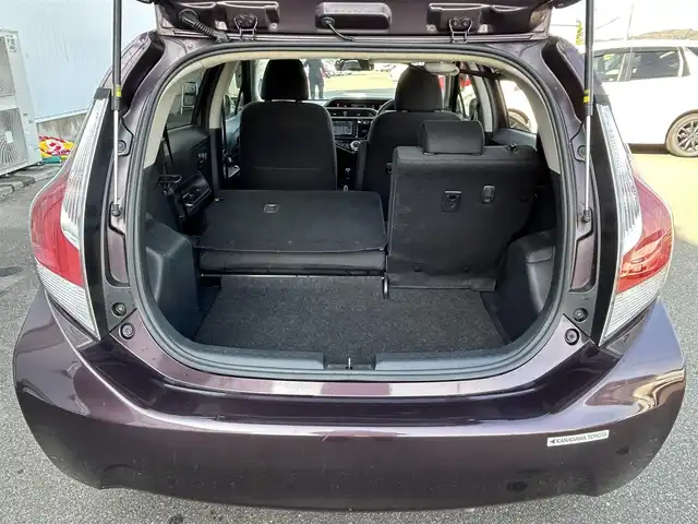 トヨタ アクア S スタイルブラック 佐賀県 2016(平28)年 8.2万km ディープアメジストマイカメタリック 純正SDナビゲーション/SD/Bluetooth/バックカメラ/スマートキー2個/ＥＴＣ/オートエアコン/純正ドアバイザー/社外フロアマット/社外ホイール/取扱説明書/トヨタセーフティセンス/・レーダークルーズコントロール/・プリクラッシュセーフティ/・レーントレーシングアシスト