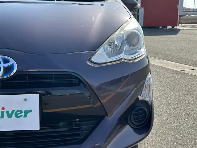 トヨタ アクア S スタイルブラック 佐賀県 2016(平28)年 8.2万km ディープアメジストマイカメタリック 純正SDナビゲーション/SD/Bluetooth/バックカメラ/スマートキー2個/ＥＴＣ/オートエアコン/純正ドアバイザー/社外フロアマット/社外ホイール/取扱説明書/トヨタセーフティセンス/・レーダークルーズコントロール/・プリクラッシュセーフティ/・レーントレーシングアシスト