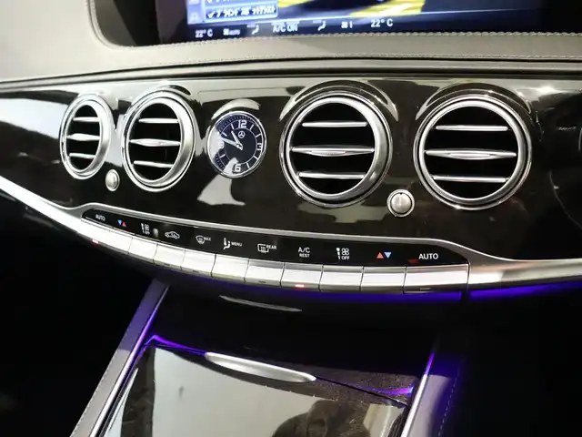 メルセデス・ベンツ Ｓ４００ｄ スポーツリミテッド 静岡県 2020(令2)年 4.2万km ダイヤモンドホワイト レザーEXパッケージ/・ブルメスターサウンド/・ナッパ黒レザーシート/・リラクゼーションシート/ベーシックパッケージ/・サンルーフ/・前席ベンチレーション/・後席シートヒーター/・エアバランスパッケージ/・赤外線反射・ノイズ軽減ガラス/レーダーセーフティパッケージ /HUD/360°カメラ/エアサス/Carplay /ソフトクローズドア/20インチ純正AW/メルセデスロゴ入りキャリパー