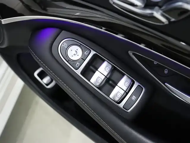 メルセデス・ベンツ Ｓ４００ｄ スポーツリミテッド 静岡県 2020(令2)年 4.2万km ダイヤモンドホワイト レザーEXパッケージ/・ブルメスターサウンド/・ナッパ黒レザーシート/・リラクゼーションシート/ベーシックパッケージ/・サンルーフ/・前席ベンチレーション/・後席シートヒーター/・エアバランスパッケージ/・赤外線反射・ノイズ軽減ガラス/レーダーセーフティパッケージ /HUD/360°カメラ/エアサス/Carplay /ソフトクローズドア/20インチ純正AW/メルセデスロゴ入りキャリパー