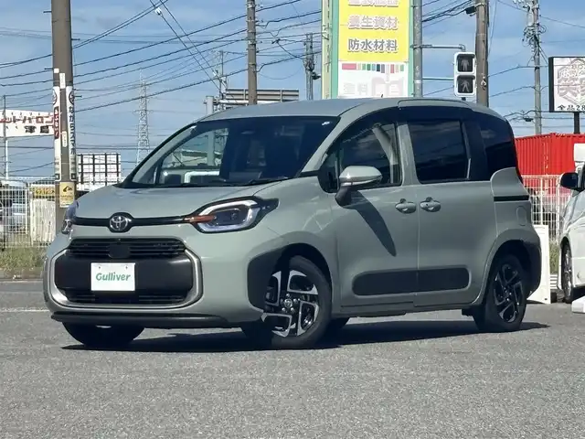 トヨタ シエンタ ハイブリッド Z 愛知県 2023(令5)年 3.7万km アーバンカーキ /禁煙/ワンオーナー/ディーラー整備記録簿R6//純正ナビ/フルセグ/USB/BT/全方位カメラ//ビルトインETC2.0//革巻きステア/ステアスイッチ/ステアヒーター//前席シートヒーター//ACC/PCS/LDA/BSM/PDA/RCTA/PKSB/RSA//クリアランスソナー/AC100V//リアロールサンシェード/ドライブモード//純正15インチAW//純正フロアマット/純正ドアバイザー//純正LEDオートライト/オートハイビーム//プッシュスタート/スマートキー//新車時保証書//取扱説明書//スペアスマートキー有