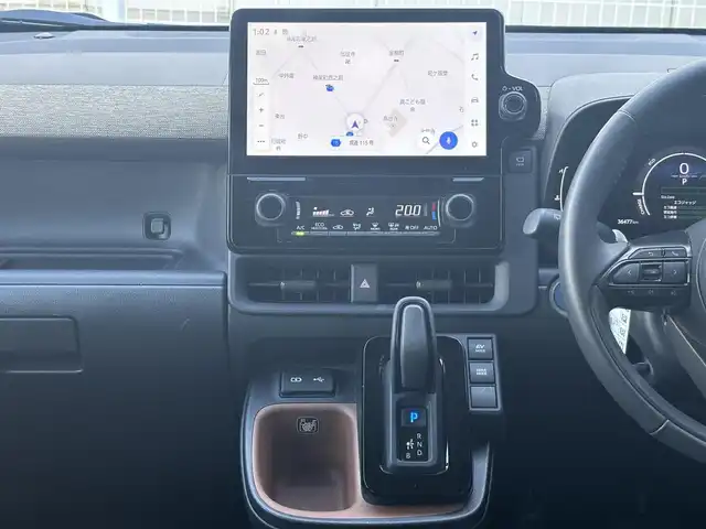トヨタ シエンタ ハイブリッド Z 愛知県 2023(令5)年 3.7万km アーバンカーキ /禁煙/ワンオーナー/ディーラー整備記録簿R6//純正ナビ/フルセグ/USB/BT/全方位カメラ//ビルトインETC2.0//革巻きステア/ステアスイッチ/ステアヒーター//前席シートヒーター//ACC/PCS/LDA/BSM/PDA/RCTA/PKSB/RSA//クリアランスソナー/AC100V//リアロールサンシェード/ドライブモード//純正15インチAW//純正フロアマット/純正ドアバイザー//純正LEDオートライト/オートハイビーム//プッシュスタート/スマートキー//新車時保証書//取扱説明書//スペアスマートキー有