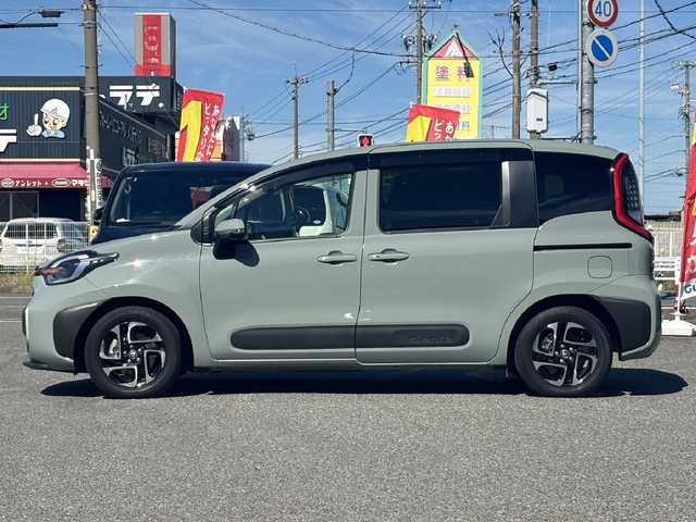 トヨタ シエンタ ハイブリッド Z 愛知県 2023(令5)年 3.7万km アーバンカーキ /禁煙/ワンオーナー/ディーラー整備記録簿R6//純正ナビ/フルセグ/USB/BT/全方位カメラ//ビルトインETC2.0//革巻きステア/ステアスイッチ/ステアヒーター//前席シートヒーター//ACC/PCS/LDA/BSM/PDA/RCTA/PKSB/RSA//クリアランスソナー/AC100V//リアロールサンシェード/ドライブモード//純正15インチAW//純正フロアマット/純正ドアバイザー//純正LEDオートライト/オートハイビーム//プッシュスタート/スマートキー//新車時保証書//取扱説明書//スペアスマートキー有