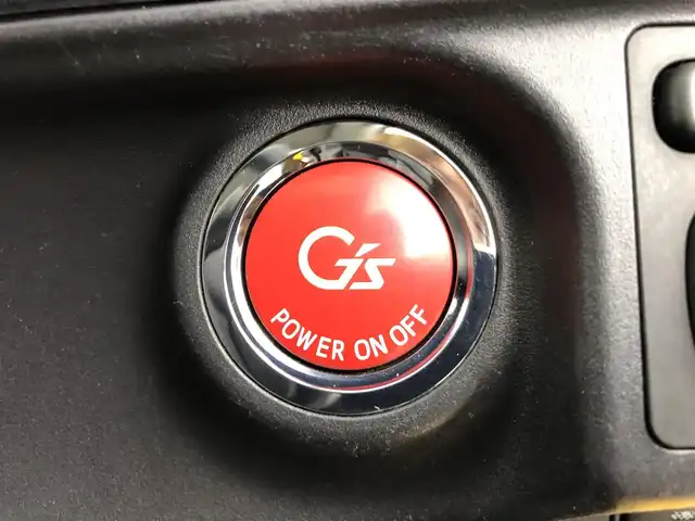 トヨタ アクア G G’s 愛知県 2014(平26)年 9.9万km イエロー ナビ　/バックカメラ　/ＥＴＣ　/ハーフレザー　/ステアリングスイッチ　/オートエアコン　/スマートキー　/電格ミラー　/オートライト　/アルミホイール　/スペアキー　/スタッドレスタイヤ積込　/保証書　/取説　/記録簿