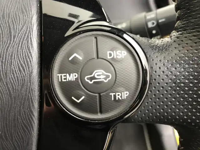 トヨタ アクア G G’s 愛知県 2014(平26)年 9.9万km イエロー ナビ　/バックカメラ　/ＥＴＣ　/ハーフレザー　/ステアリングスイッチ　/オートエアコン　/スマートキー　/電格ミラー　/オートライト　/アルミホイール　/スペアキー　/スタッドレスタイヤ積込　/保証書　/取説　/記録簿