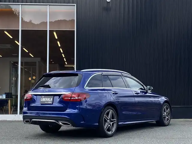 メルセデス・ベンツ Ｃ２００ ワゴン ローレウスエディション 福岡県 2019(令1)年 1.2万km ブリリアントブルーM レーダーセーフティパッケージ/アダプティブクルーズコントロール/ブラインドスポットモニター/レーンキープアシスト/アクティブブレーキアシスト/ワイヤレス充電　/黒革シート/前席シートヒーター/純正ナビ/フルセグTV/バックカメラ/Bluetooth/パワーバックドア　/LEDライト/オートハイビーム/ステアリングスイッチ/パドルシフト/ドライブレコーダー/純正18インチアルミホイール/ETC