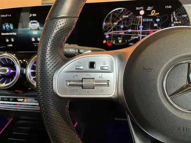 メルセデス・ベンツ ＧＬＢ２００ｄ AMGライン 愛知県 2020(令2)年 3.6万km ポーラホワイト パノラミックスライディングルーフ/純正ナビ/フルセグTV/360度カメラ/レーダーセーフティパッケージ/ACC/ブラインドスポット/アンビエントライト/黒ハーフレザー/シートヒーター/パワーバックドア/純正19インチアルミ