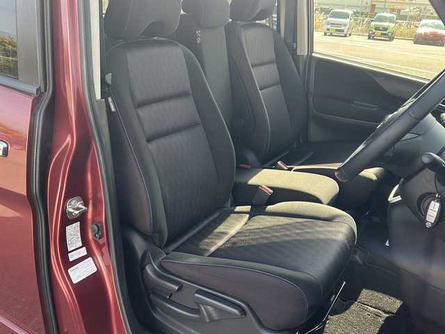 日産 セレナ ハイウェイスターVセレクションⅡ 愛媛県 2019(令1)年 5.8万km マルーンレッド 2トーン 純正ナビ/（Bluetooth/AM/FM/フルセグTV）/衝突軽減ブレーキ/両側電動スライドドア/レーダークルーズコントロール/LEDヘッドライト/ETC/バックカメラ/ドライブレコーダー/コーナーセンサー/スマートキー/純正16インチAW/純正フロアマット/フォグランプ