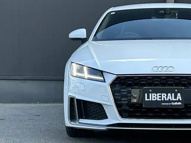 アウディ ＴＴクーペ 香川県 2019(平31)年 3.5万km 白 純正ナビ/Bカメラ/オートライト/ハーフレザーシート/運転席助手席パワーシート/シートヒーター/オートホールド