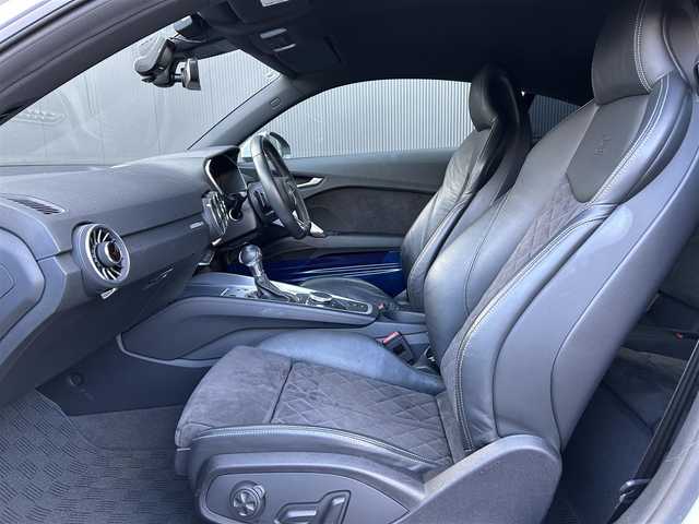 アウディ ＴＴクーペ 香川県 2019(平31)年 3.5万km 白 純正ナビ/Bカメラ/オートライト/ハーフレザーシート/運転席助手席パワーシート/シートヒーター/オートホールド