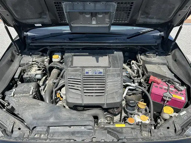 スバル レヴォーグ 1．6GT－S アイサイト 滋賀県 2014(平26)年 8.3万km クリスタルブラックシリカ 4WD(F4)/STiエアロ/STiホイール/7インチ純正ナビ【AVIC-MRZ099】/(FM/AM/CD/DVD/フルセグ/Bluetooth)/ETC/バックカメラ/アイサイト/・プリクラッシュブレーキアシスト	/・アクティブレーンキープ	/・全車速追従機能付クルーズコントロール/・ＡＴ誤発進抑制制御/積込冬タイヤ(純正ホイール付き)/電子パーキング/電動格納ミラー/アイドリングストップ/革巻きステアリング/ステアリングスイッチ/パドルシフト/オートライト/LEDヘッドライト/フロントフォグ/リアフォグ/フルオートエアコン/プッシュスタート/スマートキー/スペアキー/純正フロアマット/トノカバー