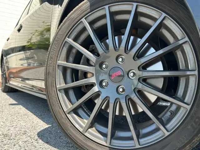 スバル レヴォーグ 1．6GT－S アイサイト 滋賀県 2014(平26)年 8.3万km クリスタルブラックシリカ 4WD(F4)/STiエアロ/STiホイール/7インチ純正ナビ【AVIC-MRZ099】/(FM/AM/CD/DVD/フルセグ/Bluetooth)/ETC/バックカメラ/アイサイト/・プリクラッシュブレーキアシスト	/・アクティブレーンキープ	/・全車速追従機能付クルーズコントロール/・ＡＴ誤発進抑制制御/積込冬タイヤ(純正ホイール付き)/電子パーキング/電動格納ミラー/アイドリングストップ/革巻きステアリング/ステアリングスイッチ/パドルシフト/オートライト/LEDヘッドライト/フロントフォグ/リアフォグ/フルオートエアコン/プッシュスタート/スマートキー/スペアキー/純正フロアマット/トノカバー