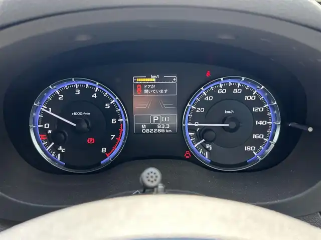 スバル レヴォーグ 1．6GT－S アイサイト 滋賀県 2014(平26)年 8.3万km クリスタルブラックシリカ 4WD(F4)/STiエアロ/STiホイール/7インチ純正ナビ【AVIC-MRZ099】/(FM/AM/CD/DVD/フルセグ/Bluetooth)/ETC/バックカメラ/アイサイト/・プリクラッシュブレーキアシスト	/・アクティブレーンキープ	/・全車速追従機能付クルーズコントロール/・ＡＴ誤発進抑制制御/積込冬タイヤ(純正ホイール付き)/電子パーキング/電動格納ミラー/アイドリングストップ/革巻きステアリング/ステアリングスイッチ/パドルシフト/オートライト/LEDヘッドライト/フロントフォグ/リアフォグ/フルオートエアコン/プッシュスタート/スマートキー/スペアキー/純正フロアマット/トノカバー
