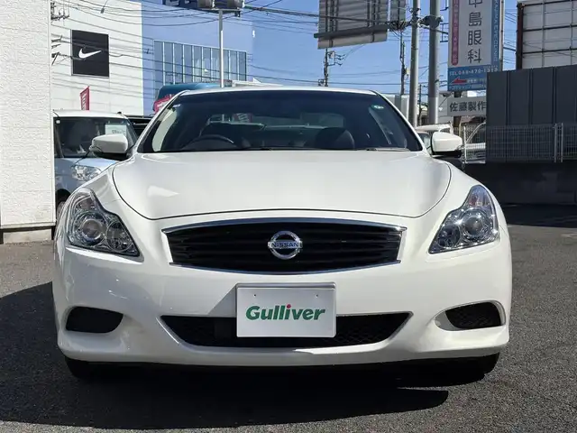 日産 スカイライン 370GT Type S 埼玉県 2014(平26)年 4.4万km クリスタルホワイトパール ワンオーナー/AIS検査済み/登録時走行距離43176km/メーカー純正HDDナビゲーション/（CD/DVD/BT）/フルセグテレビ/バックカメラ/純正１９インチアルミホイール/パワーシート/(運転席/助手席)/ハーフレザーシート/パドルシフト/ETC(ビルトイン)/オートライト/オートリトラミラー/電動格納ミラー/ステアリングリモコン/HIDヘッドライト/プッシュスタート/スマートキー/新車保証書/取扱説明書