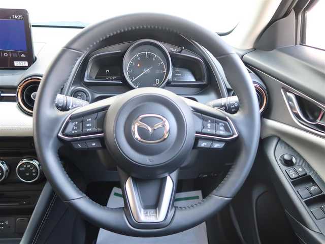 マツダ ＣＸ－３ 15S スーパー エッジー 石川県 2023(令5)年 1.2万km ベージュ パドルシフト/ACC/ハンドルリモコン/ハンドルヒーター/Fシートヒーター/ブレーキホールド/フルセグTV/ビルトインETC/HUD/F/Rドラレコ/オートライト/LEDヘッドライト/F/Rフォグライト/全方位カメラ/コーナーセンサー/BSM/ドアバイザー/純正フロアマット/メモリー付パワーシート/ハーフレザーシート