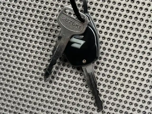 スズキ エブリィ ワゴン PZターボ スペシャル ハイルーフ 滋賀県 2009(平21)年 11.4万km シルキーシルバーメタリック 社外メモリナビ/(地デジTV CD DVD AM FM)/両側パワースライドドア/オートステップ/オートエアコン/電動格納ミラー/ドアバイザー/純正フロアマット/ETC