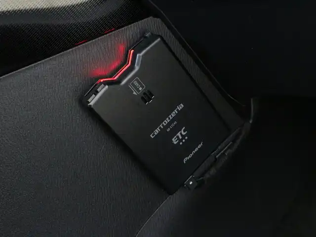 マツダ マツダ２ XD プロアクティブ 三重県 2021(令3)年 2.3万km スノーフレイクホワイトパールマイカ 前進時アドバンストスマートシティブレーキサポート/後退時スマートシティブレーキサポート/アイドリングストップ/マツダコネクト/・メモリナビ /・地デジTV/・DVD/CD/・Bluetooth/バックカメラ/リアクロストラフィックアラート/ブラインドスポットモニタリング/車線逸脱警報システム/ヘッドアップディスプレイ/KENWOOD前後ドライブレコーダー/ETC/純正15インチアルミホイール/LEDヘッドランプ/・ハイビームコントロールシステム/オートライト/プッシュエンジンスタート/スマートキー×2/新車時保証書/取扱説明書
