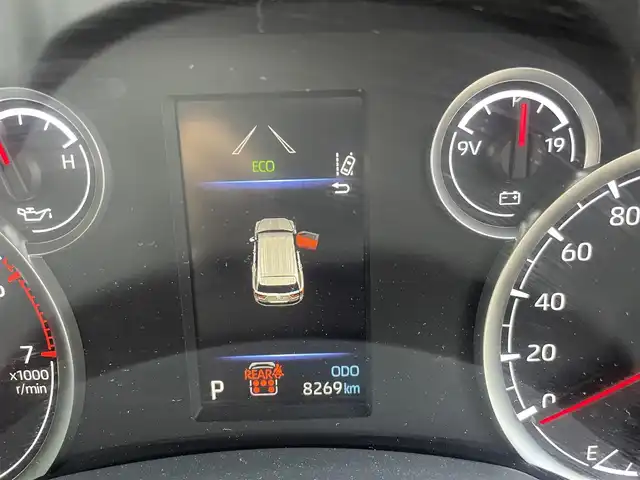 トヨタ ランドクルーザー AX 神奈川県 2023(令5)年 0.9万km パール