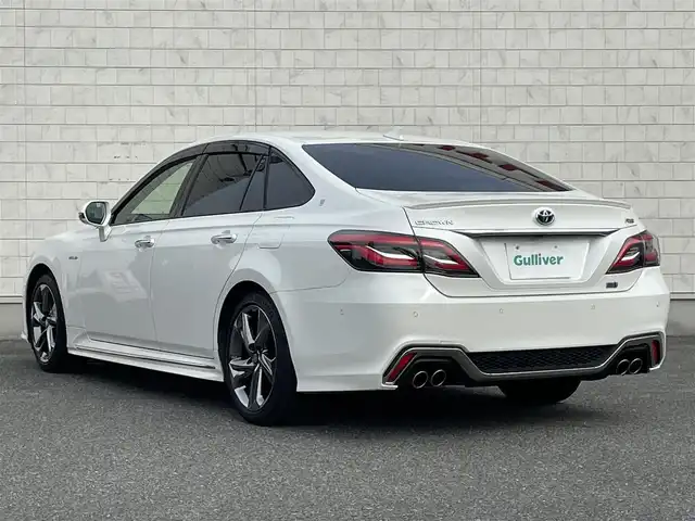トヨタ クラウン ハイブリッド RS 山口県 2018(平30)年 6.1万km 白 純正ナビ/SD/FM/AM/BT/ETC/クルーズコントロール/バックカメラ/全周囲カメラ/衝突軽減ブレ―キ/オートホールド/オートライト/レーンアシスト/ドアバイザー/純正フロアマット/電動格納ミラー
