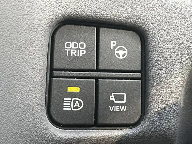 トヨタ クラウン ハイブリッド RS 山口県 2018(平30)年 6.1万km 白 純正ナビ/SD/FM/AM/BT/ETC/クルーズコントロール/バックカメラ/全周囲カメラ/衝突軽減ブレ―キ/オートホールド/オートライト/レーンアシスト/ドアバイザー/純正フロアマット/電動格納ミラー